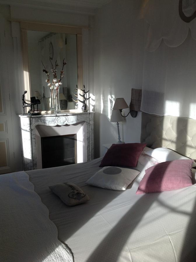 ル・クロトワ オー ミル ドゥーサー Bed & Breakfast エクステリア 写真