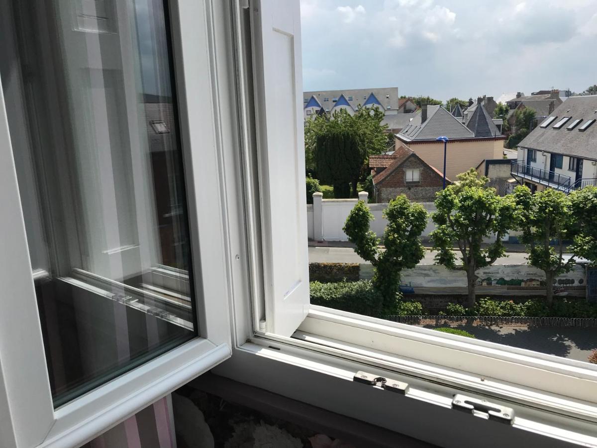 ル・クロトワ オー ミル ドゥーサー Bed & Breakfast エクステリア 写真
