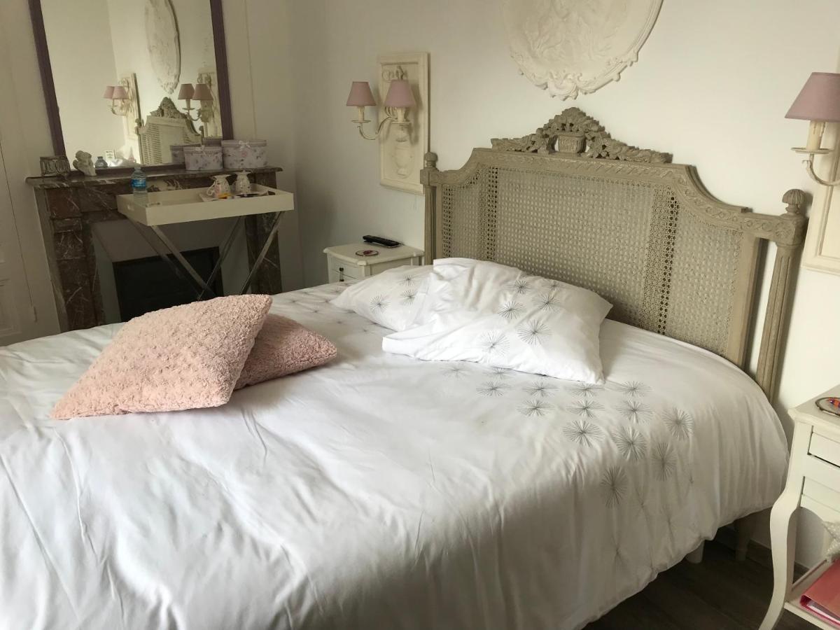 ル・クロトワ オー ミル ドゥーサー Bed & Breakfast エクステリア 写真